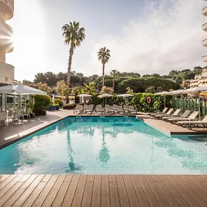 https://savoy.catalonia-hotels.com
