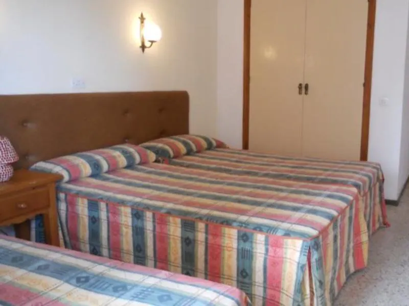 Guest house Hostal Santa Ana Lloret de Mar